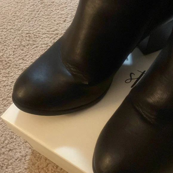 Style & Co's Masrinaa Booties - Black Size 7M - Picture 8 of 8